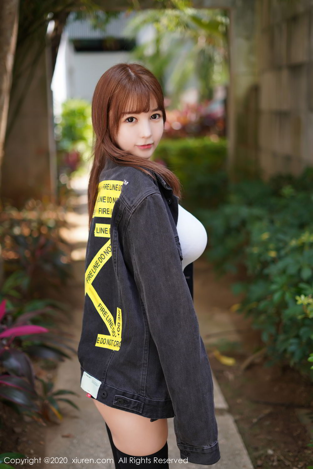 《秀人网 UU酱 童颜巨乳写真》第23张,模特UU酱,秀人网,童颜巨乳主题,全套73张