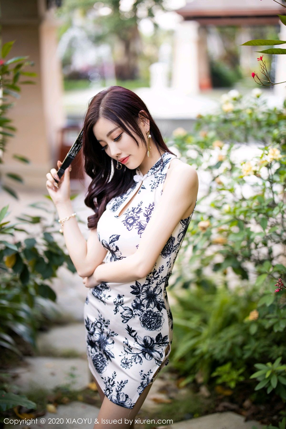 《语画界 杨晨晨 制服写真 VOL.318》第26张,模特杨晨晨,语画界,制服主题,全套98张