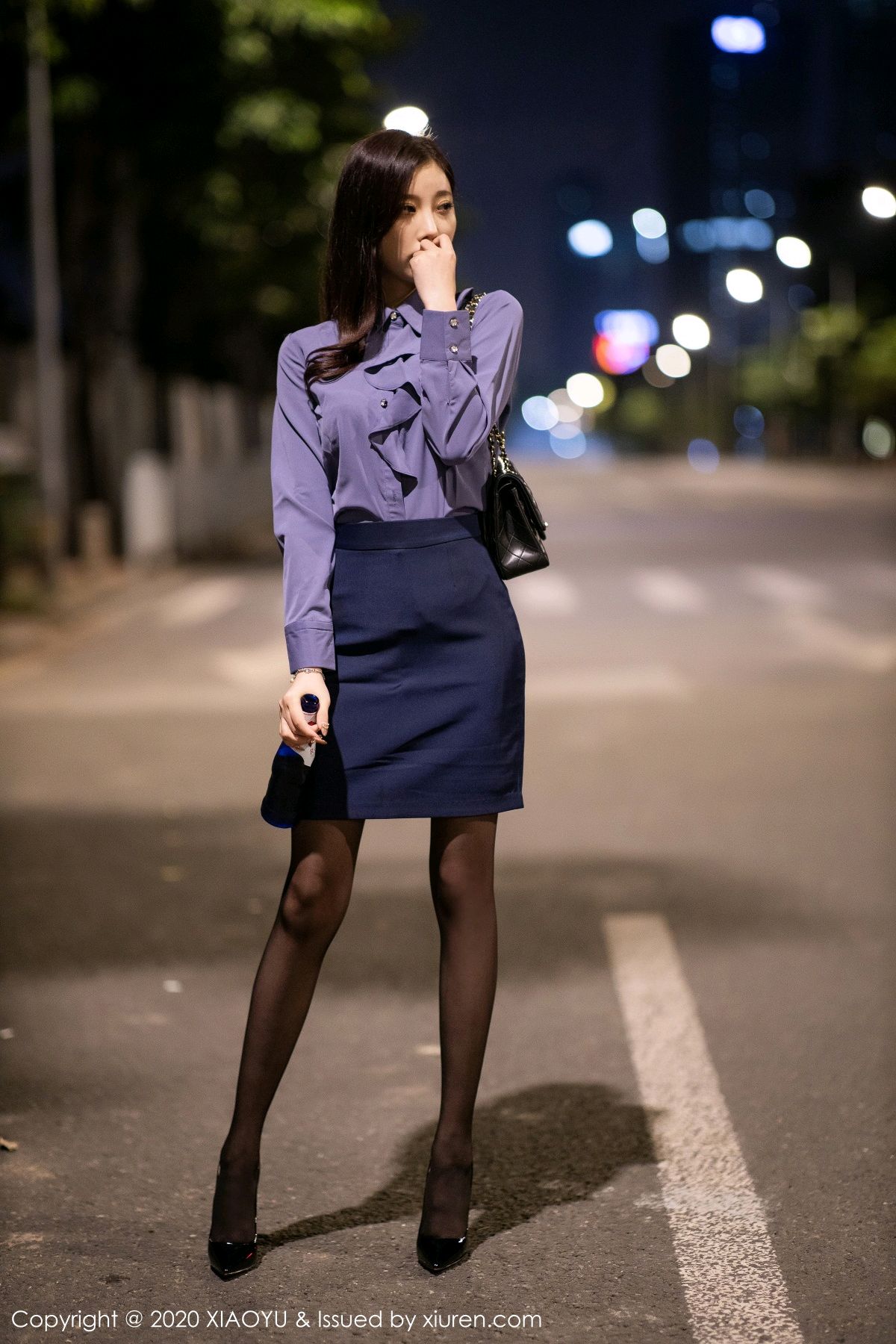 《语画界 杨晨晨 制服写真 VOL.323》第7张,模特杨晨晨,语画界,制服主题,全套87张
