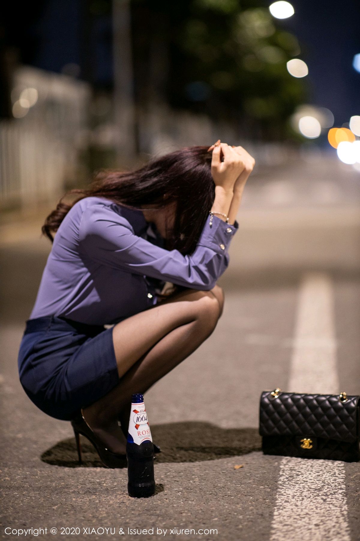 《语画界 杨晨晨 制服写真 VOL.323》第11张，模特杨晨晨，语画界，制服主题，全套87张