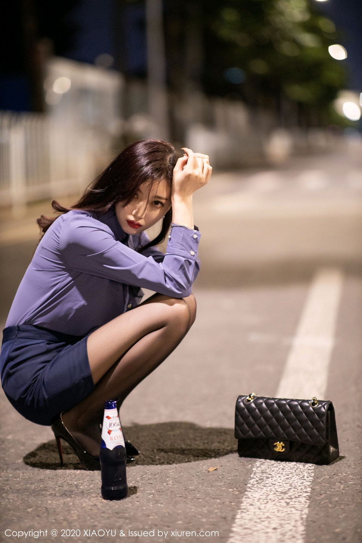 《语画界 杨晨晨 制服写真 VOL.323》第12张,模特杨晨晨,语画界,制服主题,全套87张