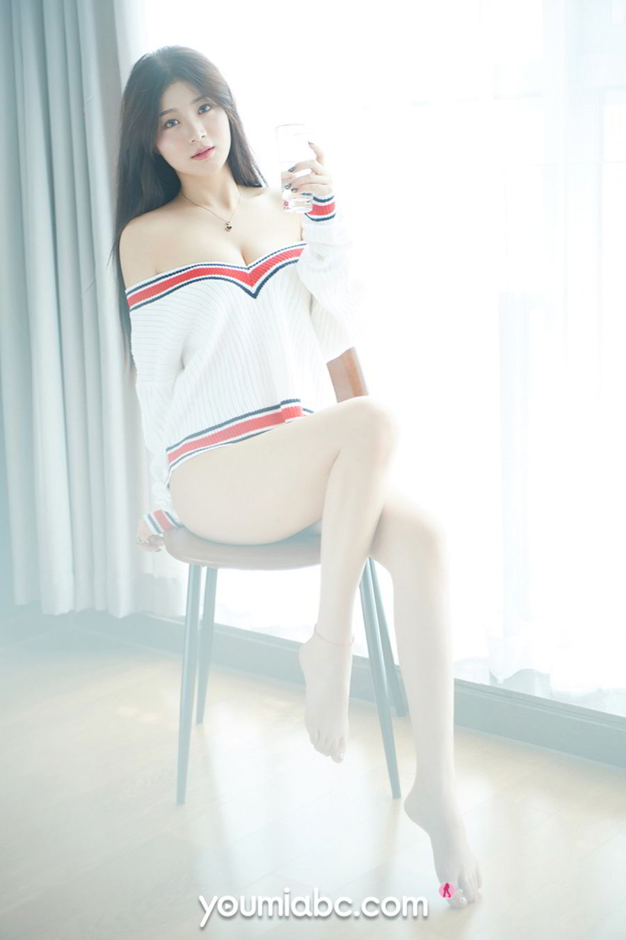 《尤蜜荟 嫩嫩 内衣写真》第44张,模特嫩嫩,尤蜜荟,内衣主题,全套56张