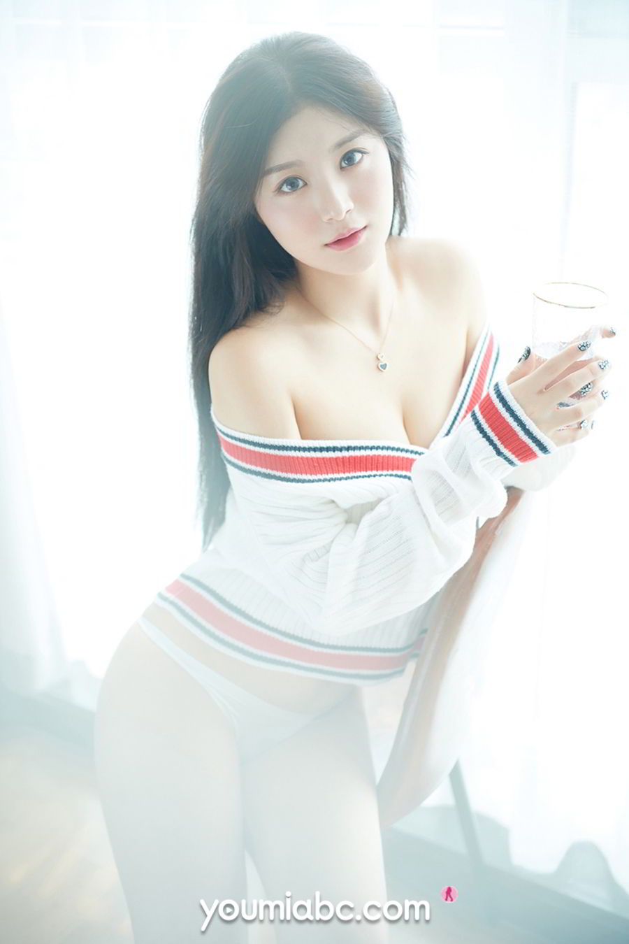 《尤蜜荟 嫩嫩 内衣写真》第51张,模特嫩嫩,尤蜜荟,内衣主题,全套56张
