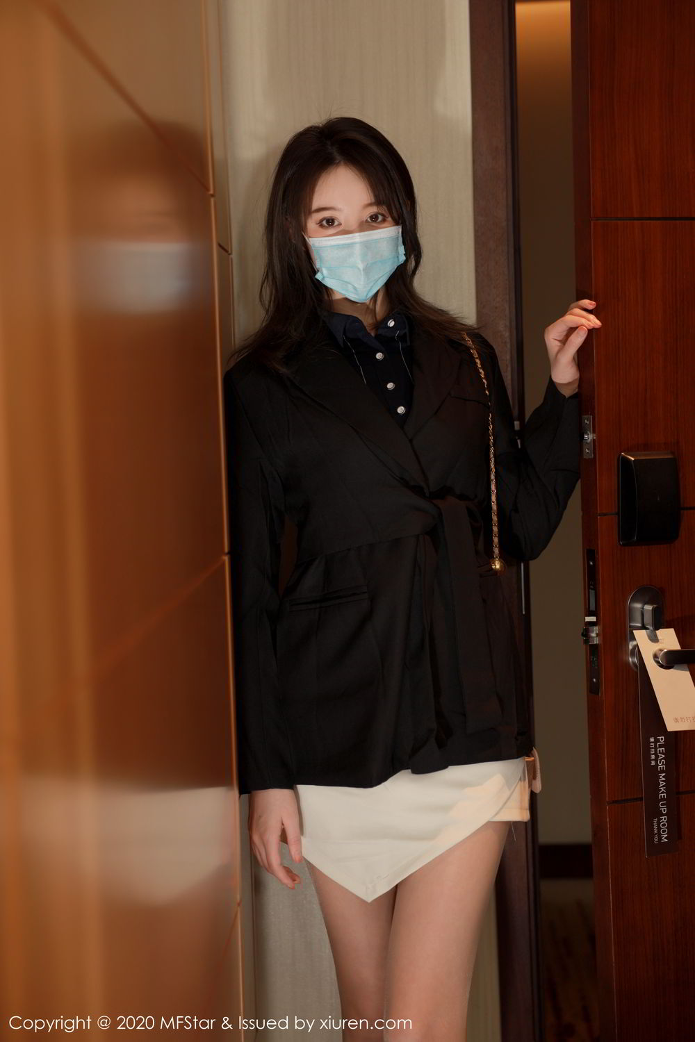 《MFStar yoo优优(Yoo You You) 制服写真 VOL.333》第8张,模特yoo优优(Yoo You You),mfstar,制服主题,全套57张