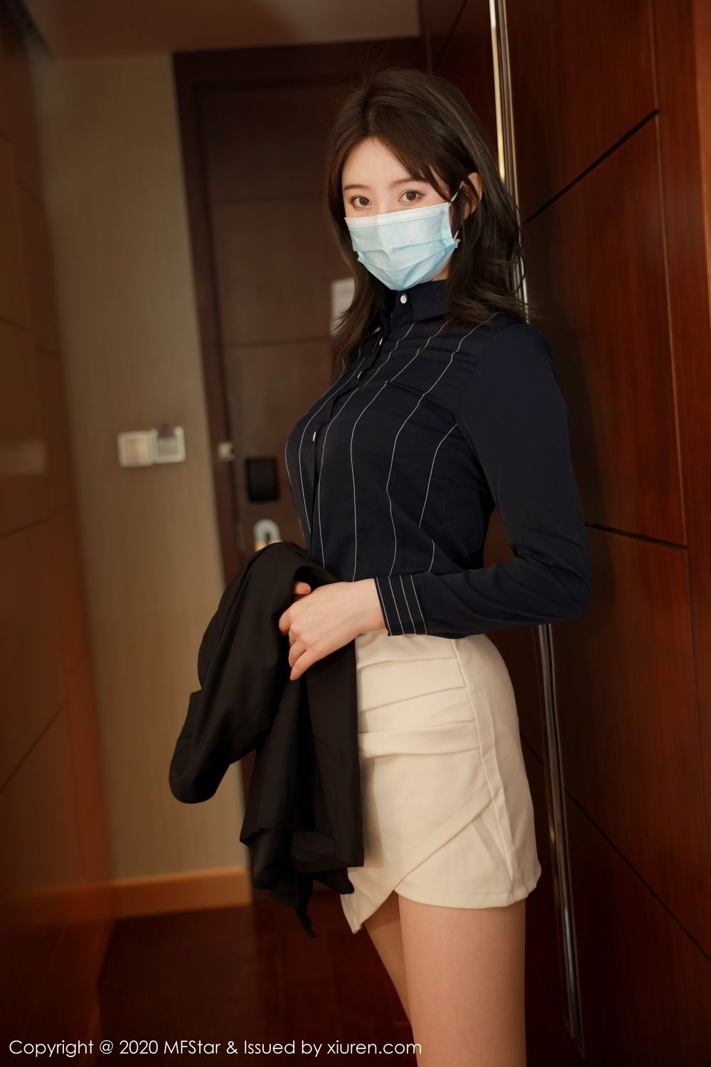 《MFStar yoo优优(Yoo You You) 制服写真 VOL.333》第25张，模特yoo优优(Yoo You You)，mfstar，制服主题，全套57张