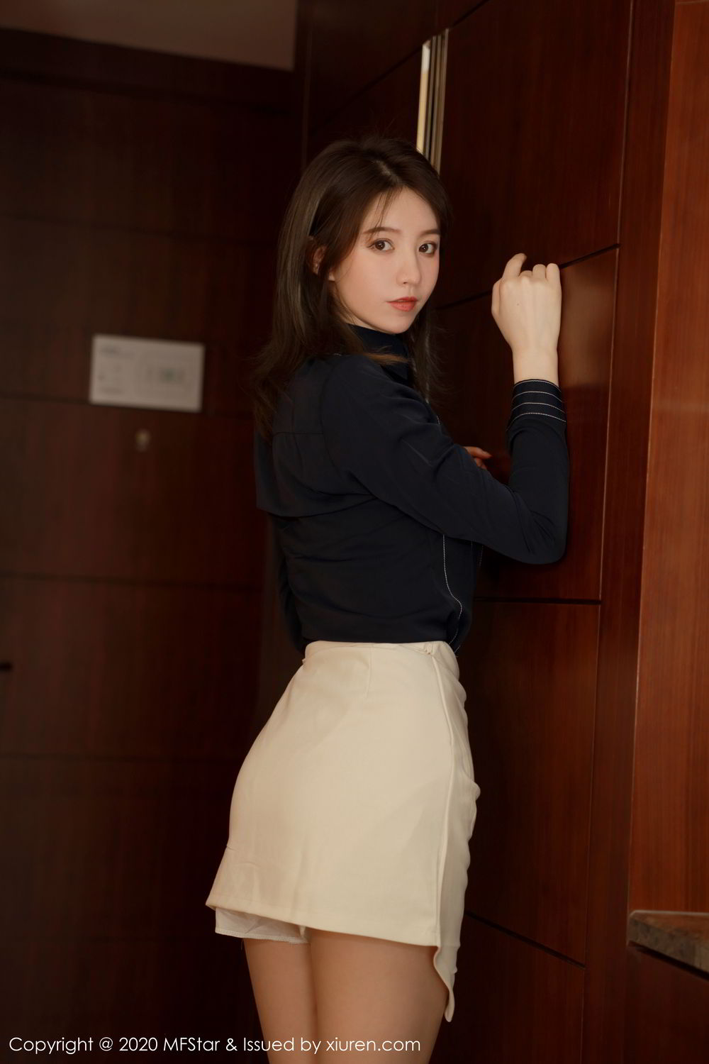 《MFStar yoo优优(Yoo You You) 制服写真 VOL.333》第30张,模特yoo优优(Yoo You You),mfstar,制服主题,全套57张
