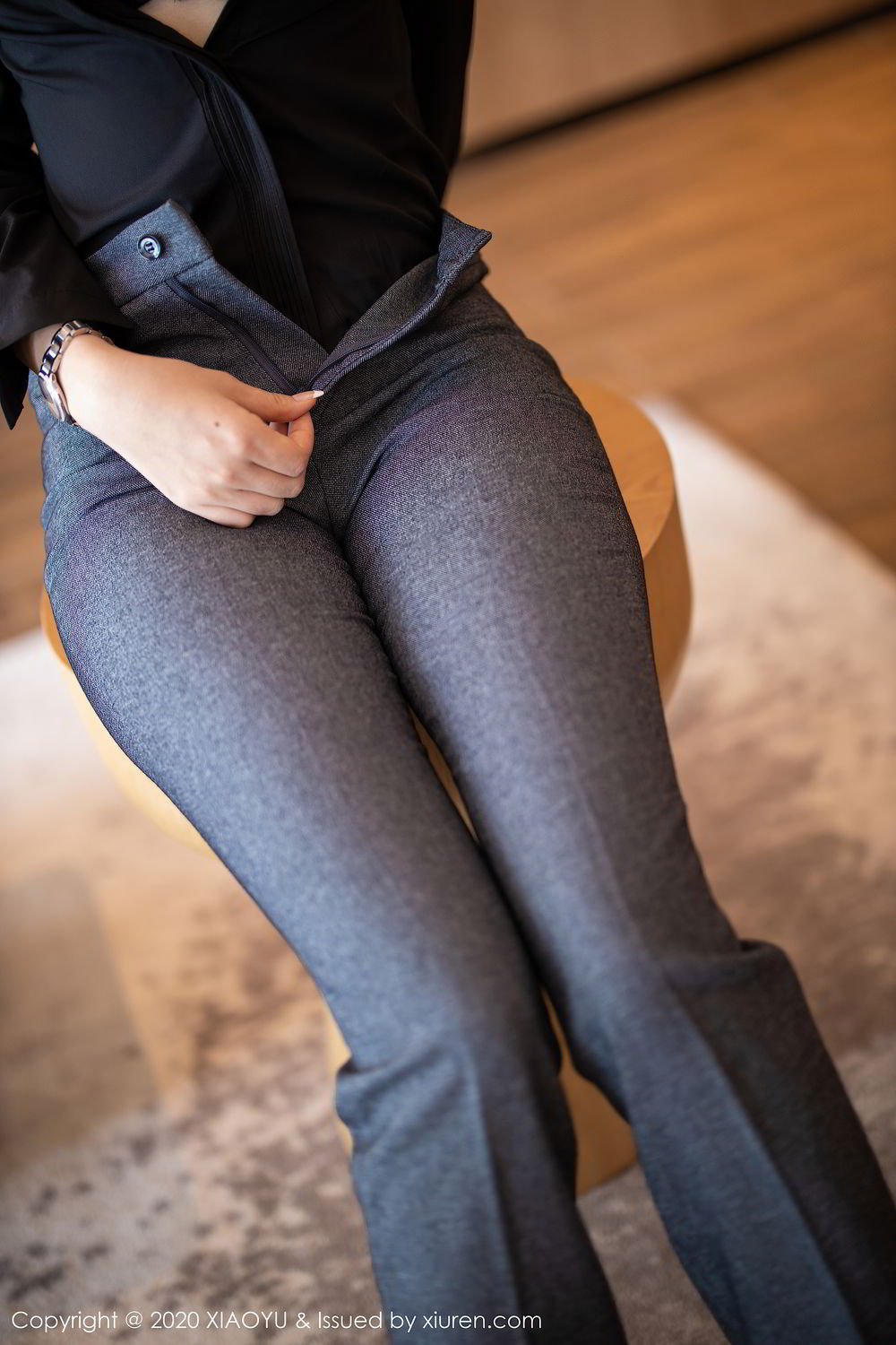 《语画界 芝芝Booty 制服写真 VOL.319》第37张，模特芝芝Booty，语画界，制服主题，全套95张