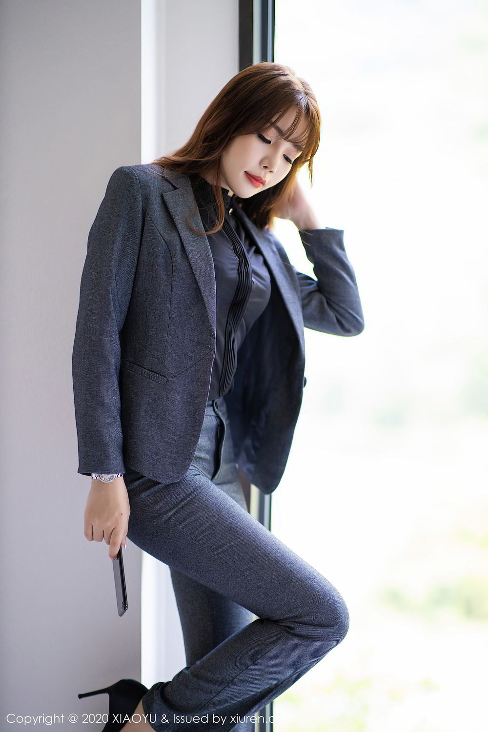 《语画界 芝芝Booty 制服写真 VOL.319》第45张,模特芝芝Booty,语画界,制服主题,全套95张