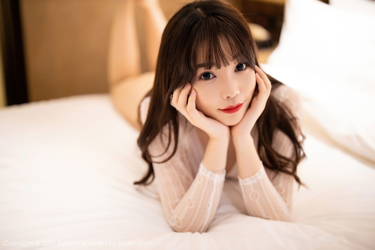 《语画界 芝芝Booty 制服写真 VOL.329》第61张,模特芝芝Booty,语画界,制服主题,全套74张