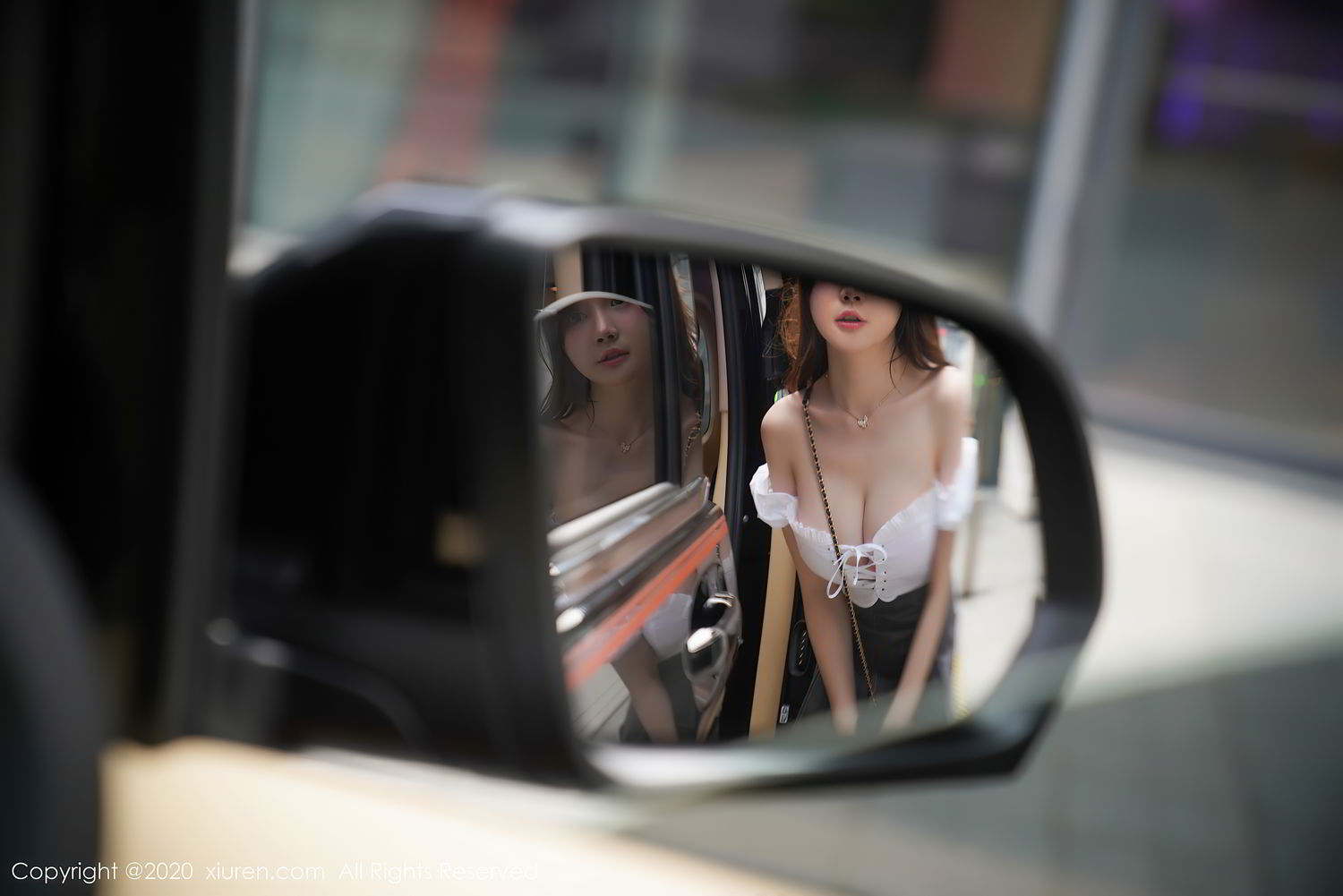 《秀人网 黄米妮 波涛胸涌写真 No.2408》第4张,模特黄米妮,秀人网,波涛胸涌主题,全套71张