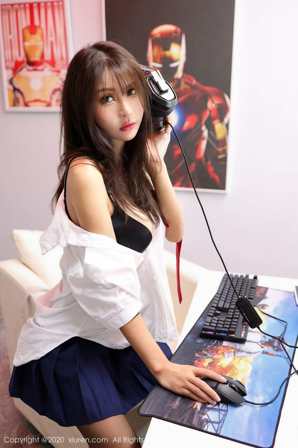 《秀人网 SOLO-尹菲(Solo Yifei) 黑丝写真 No.2461》第20张,模特SOLO-尹菲(Solo Yifei),秀人网,黑丝主题,全套90张