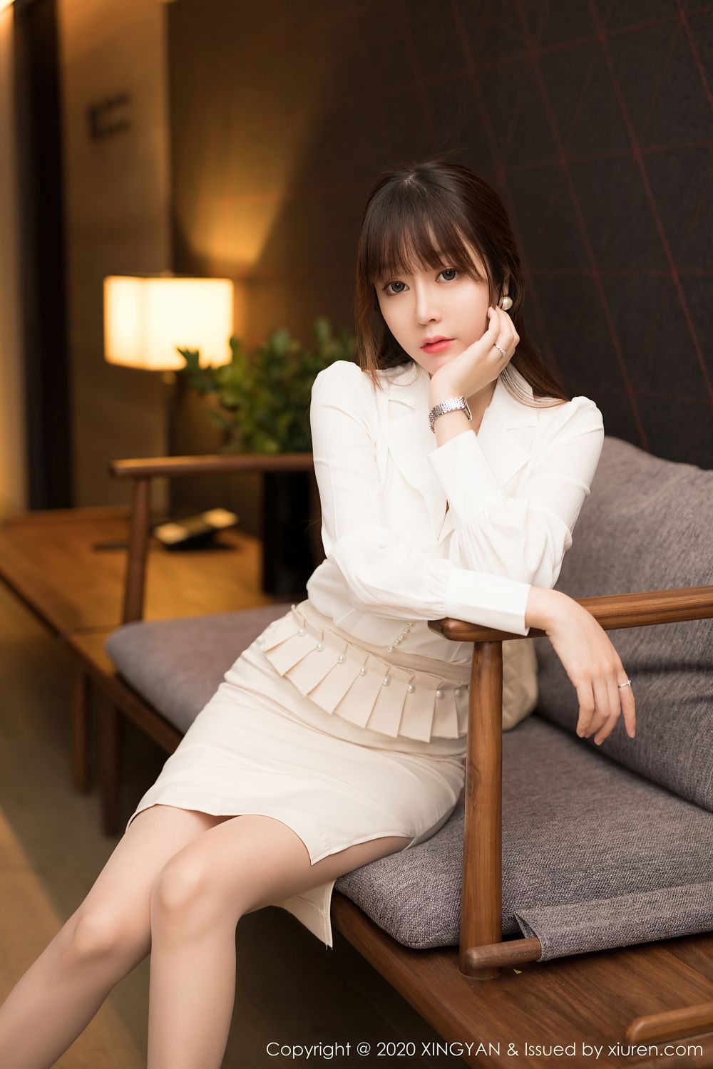 《秀人网 王语纯(王雨纯)、就是阿朱啊(Jiu Shi A Zhu) 制服写真 VOL.136》第4张,模特王语纯(王雨纯)、就是阿朱啊(Jiu Shi A Zhu),秀人网,制服主题,全套61张