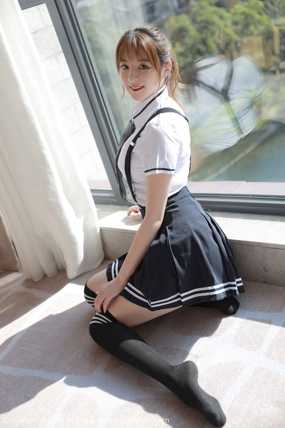 《MFStar yoo优优(Yoo You You) 制服写真 VOL.390》第2张,模特yoo优优(Yoo You You),mfstar,制服主题,全套67张