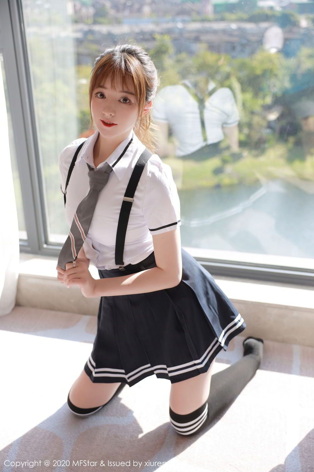 《MFStar yoo优优(Yoo You You) 制服写真 VOL.390》第6张,模特yoo优优(Yoo You You),mfstar,制服主题,全套67张
