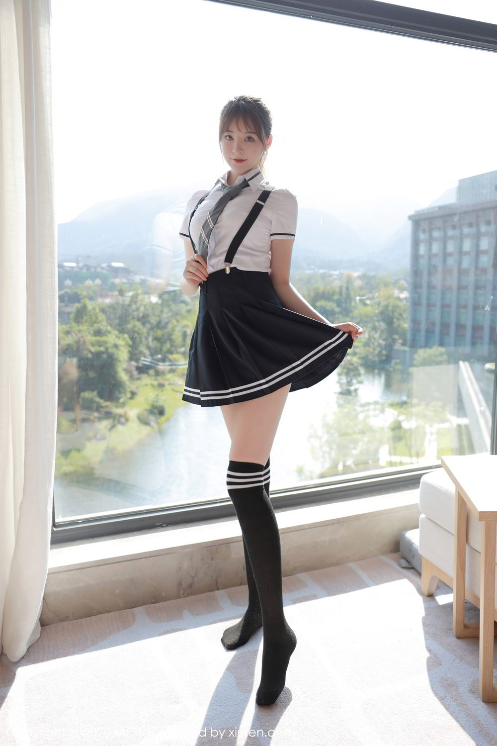 《MFStar yoo优优(Yoo You You) 制服写真 VOL.390》第22张,模特yoo优优(Yoo You You),mfstar,制服主题,全套67张