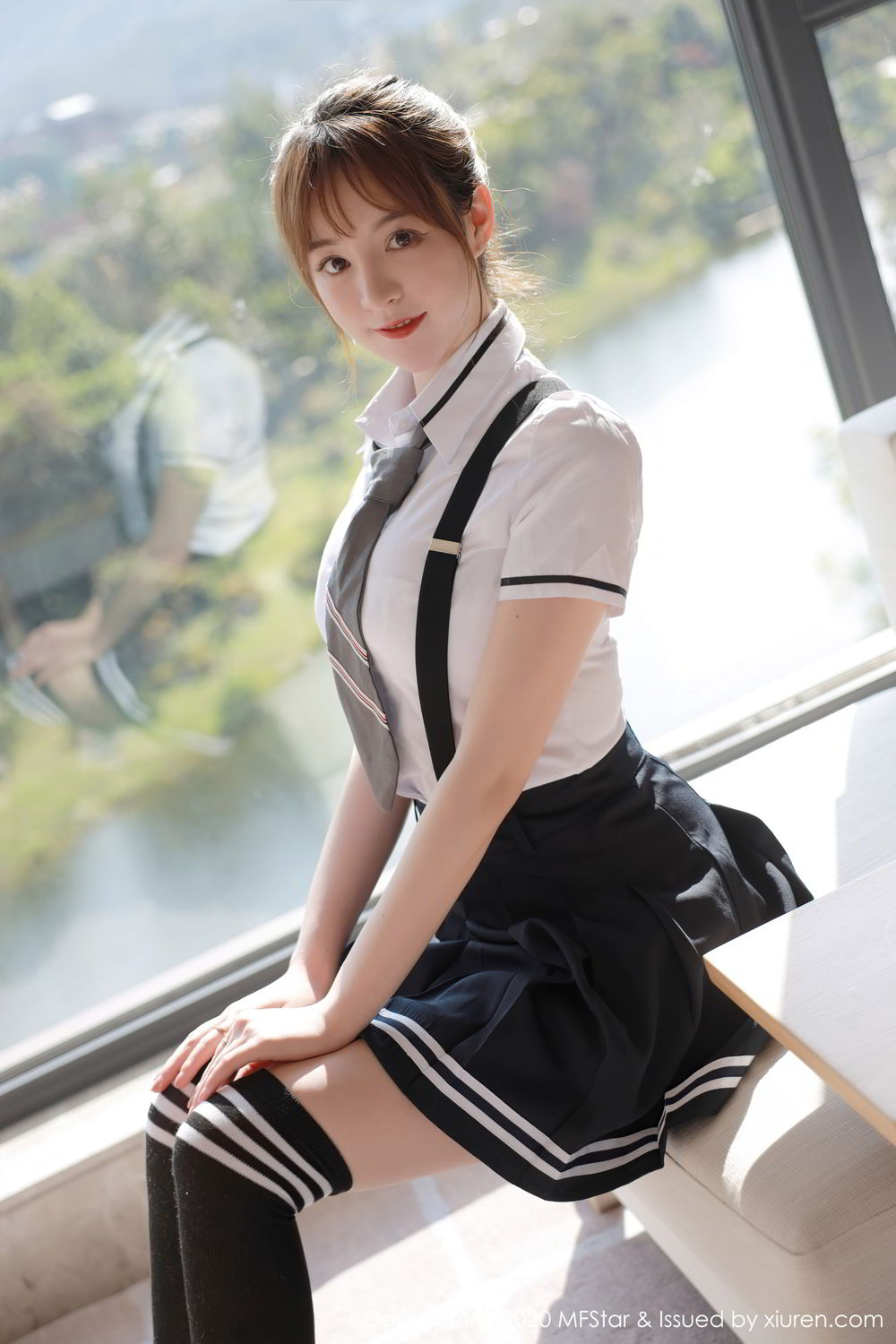 《MFStar yoo优优(Yoo You You) 制服写真 VOL.390》第30张,模特yoo优优(Yoo You You),mfstar,制服主题,全套67张