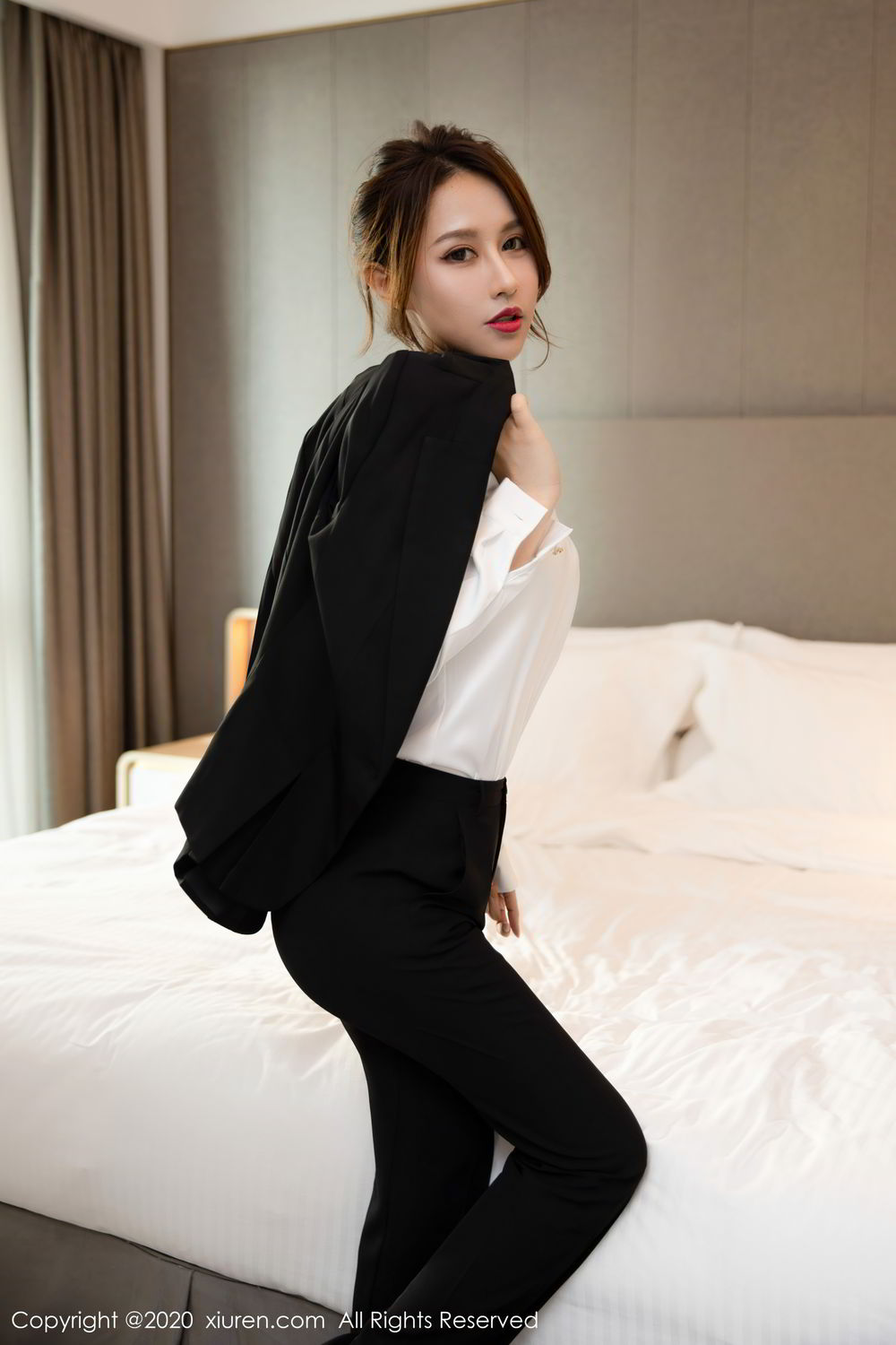 《秀人网 徐安安(Xu An An) 高清写真 No.2580》第35张,模特徐安安(Xu An An),秀人网,全套86张