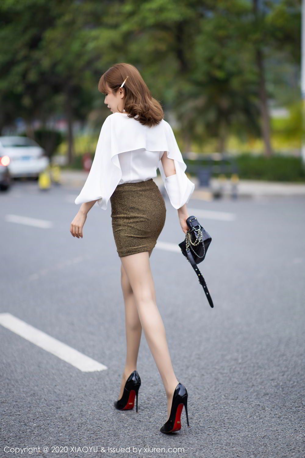 《语画界 ChristychristyFung(兔小兔) 制服写真 VOL.382》第58张,模特ChristychristyFung(兔小兔),语画界,制服主题,全套100张