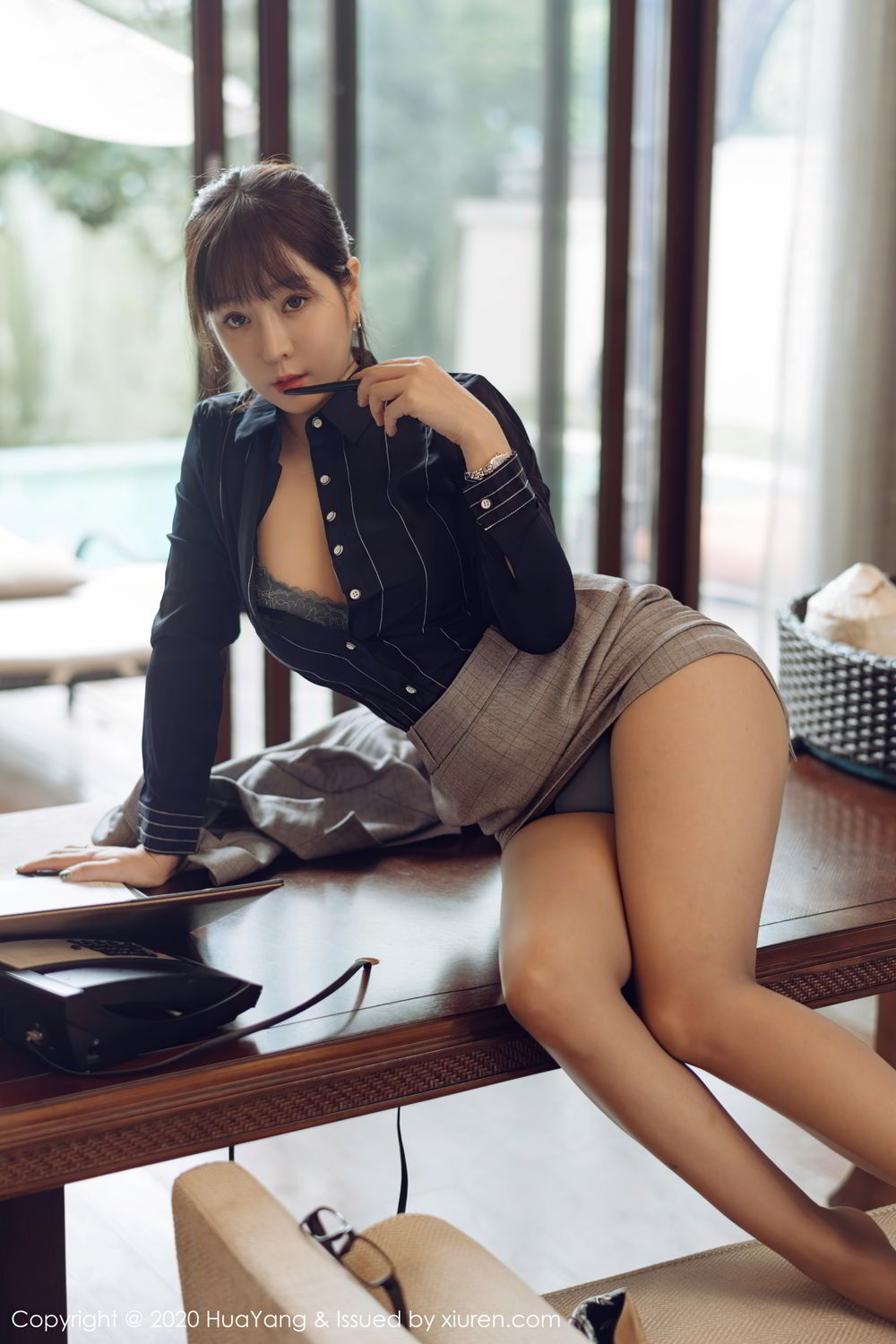 《花漾 王语纯(王雨纯) 制服写真 VOL.298》第14张,模特王语纯(王雨纯),花漾,制服主题,全套78张