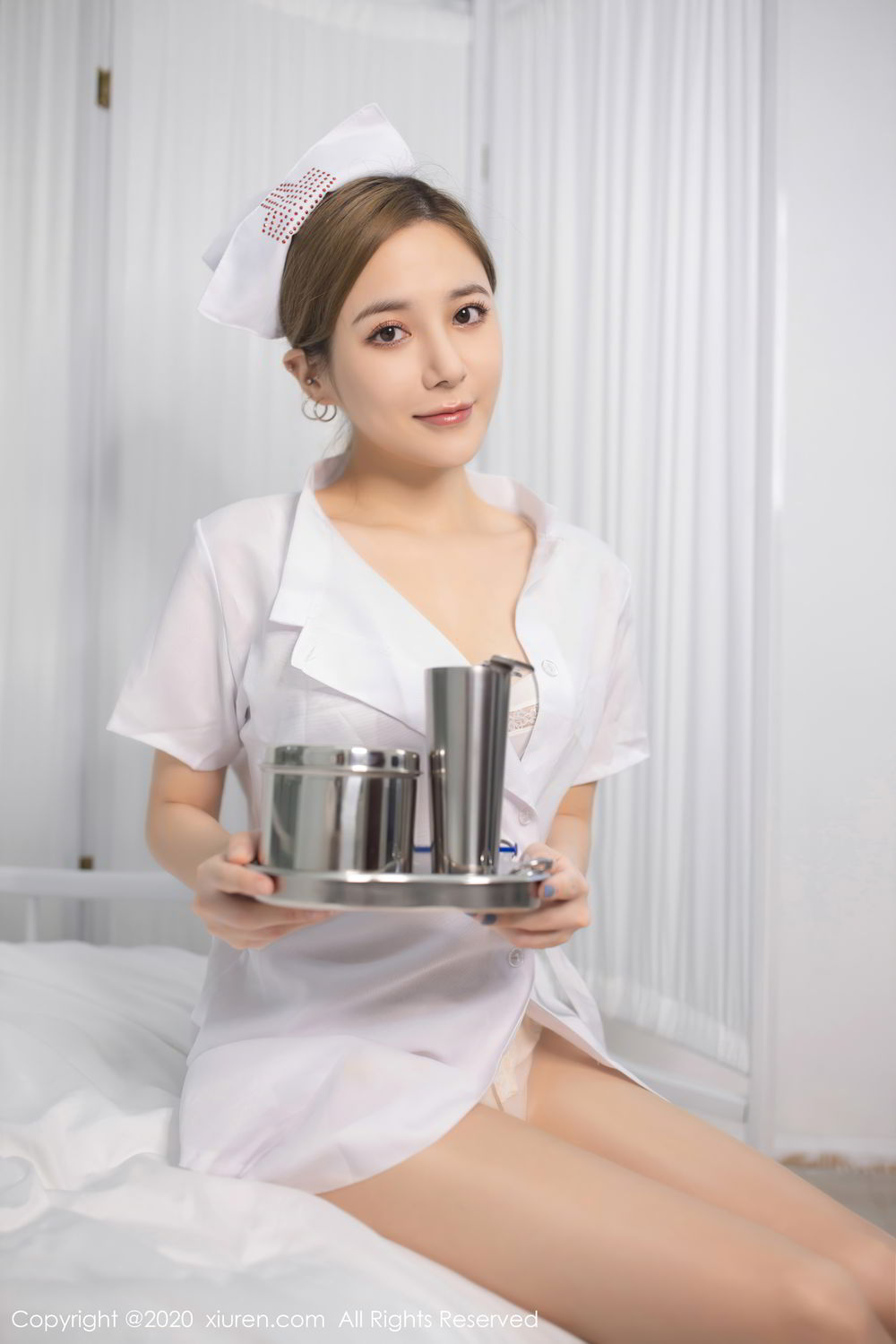 《秀人网 鱼子酱fish(Yu Zi Jiang Fish) 制服写真 No.2716》第14张,模特鱼子酱fish(Yu Zi Jiang Fish),秀人网,制服主题,全套81张