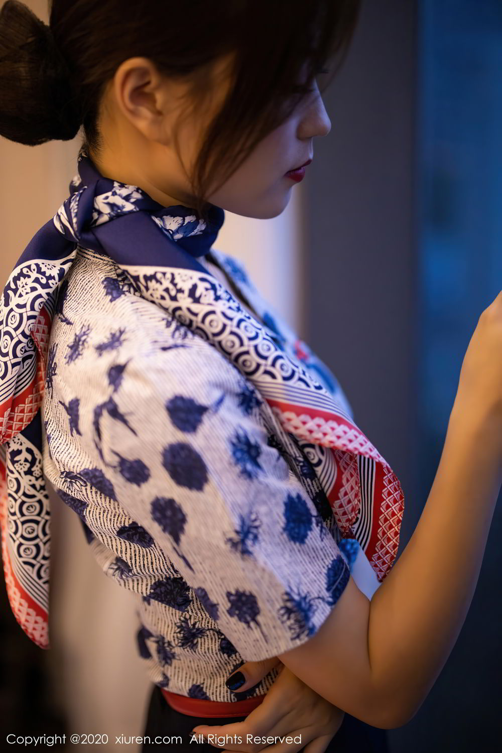 《语画界 杨紫嫣(Yang Zi Yan) 制服写真 VOL.407》第1张,模特杨紫嫣(Yang Zi Yan),语画界,制服主题,全套82张