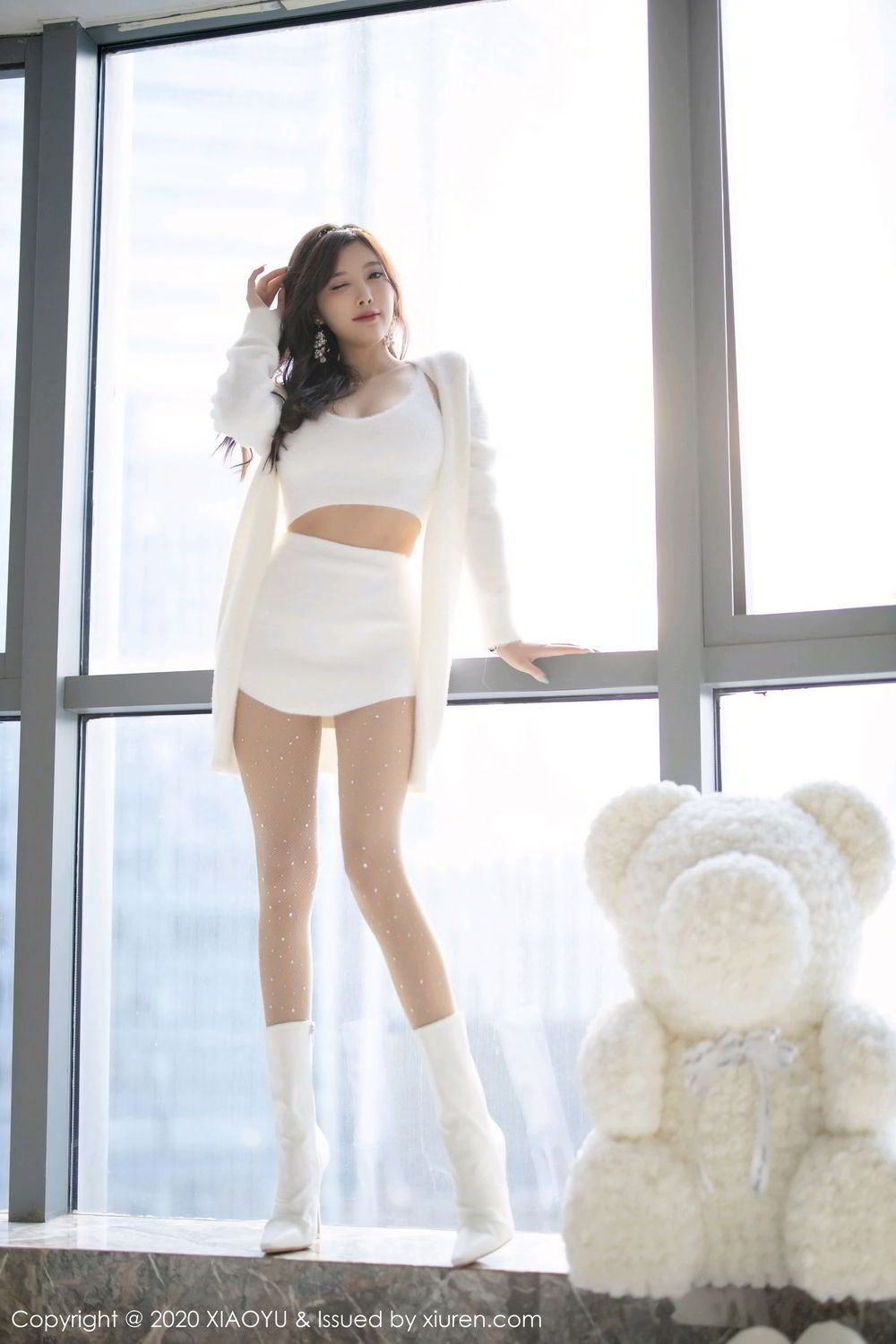 《语画界 杨晨晨 美臀写真 No.437》第12张,模特杨晨晨,语画界,美臀主题,全套74张