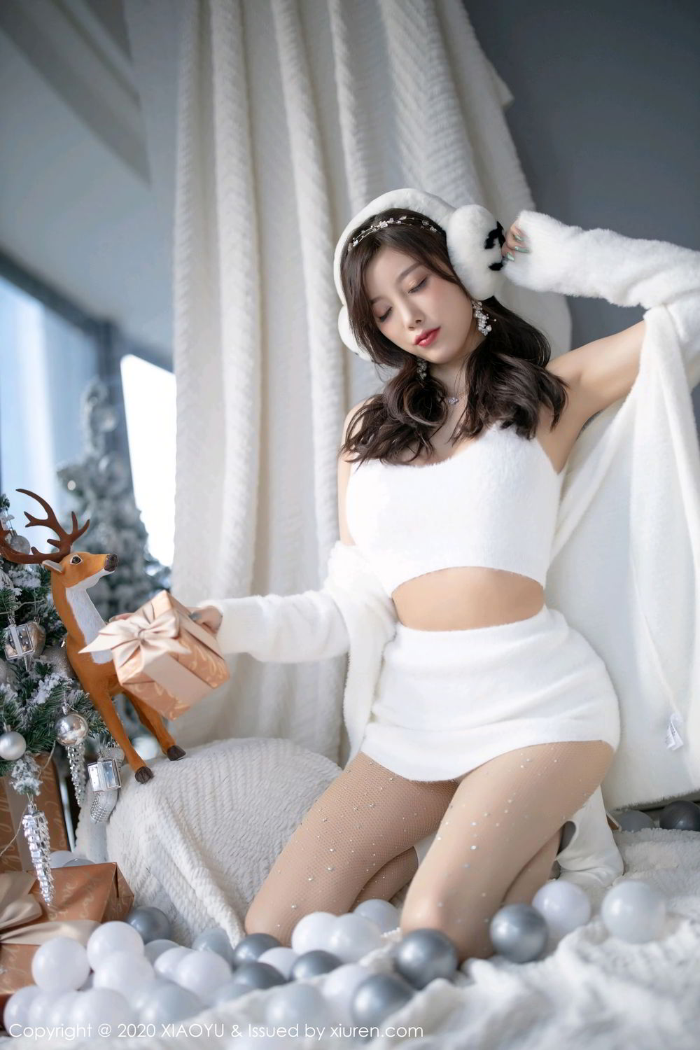 《语画界 杨晨晨 美臀写真 No.437》第18张,模特杨晨晨,语画界,美臀主题,全套74张