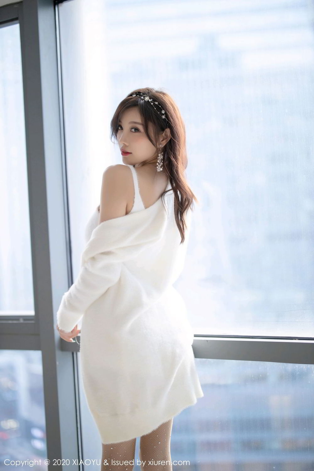 《语画界 杨晨晨 美臀写真 No.437》第56张,模特杨晨晨,语画界,美臀主题,全套74张