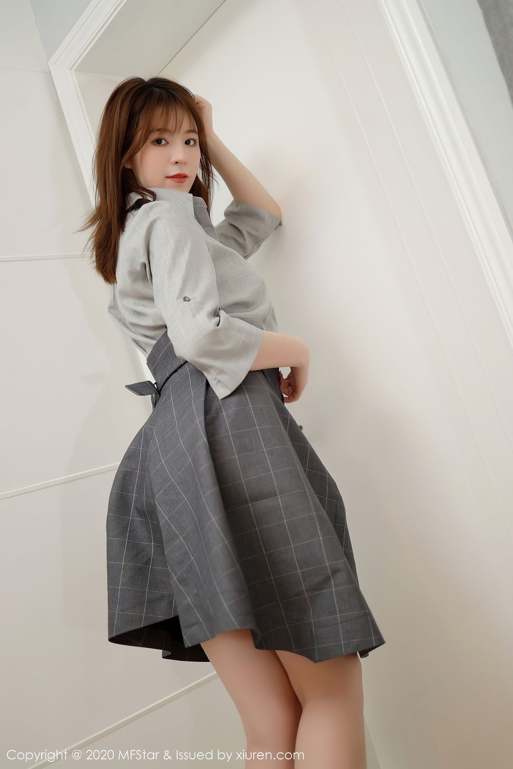《MFStar yoo优优(Yoo You You) 制服写真 VOL.424》第23张,模特yoo优优(Yoo You You),mfstar,制服主题,全套60张