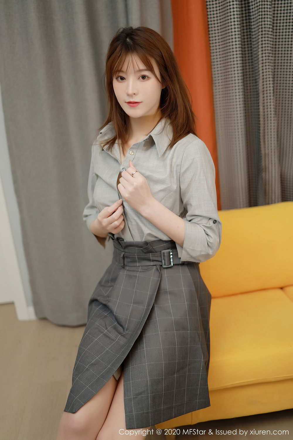 《MFStar yoo优优(Yoo You You) 制服写真 VOL.424》第31张,模特yoo优优(Yoo You You),mfstar,制服主题,全套60张
