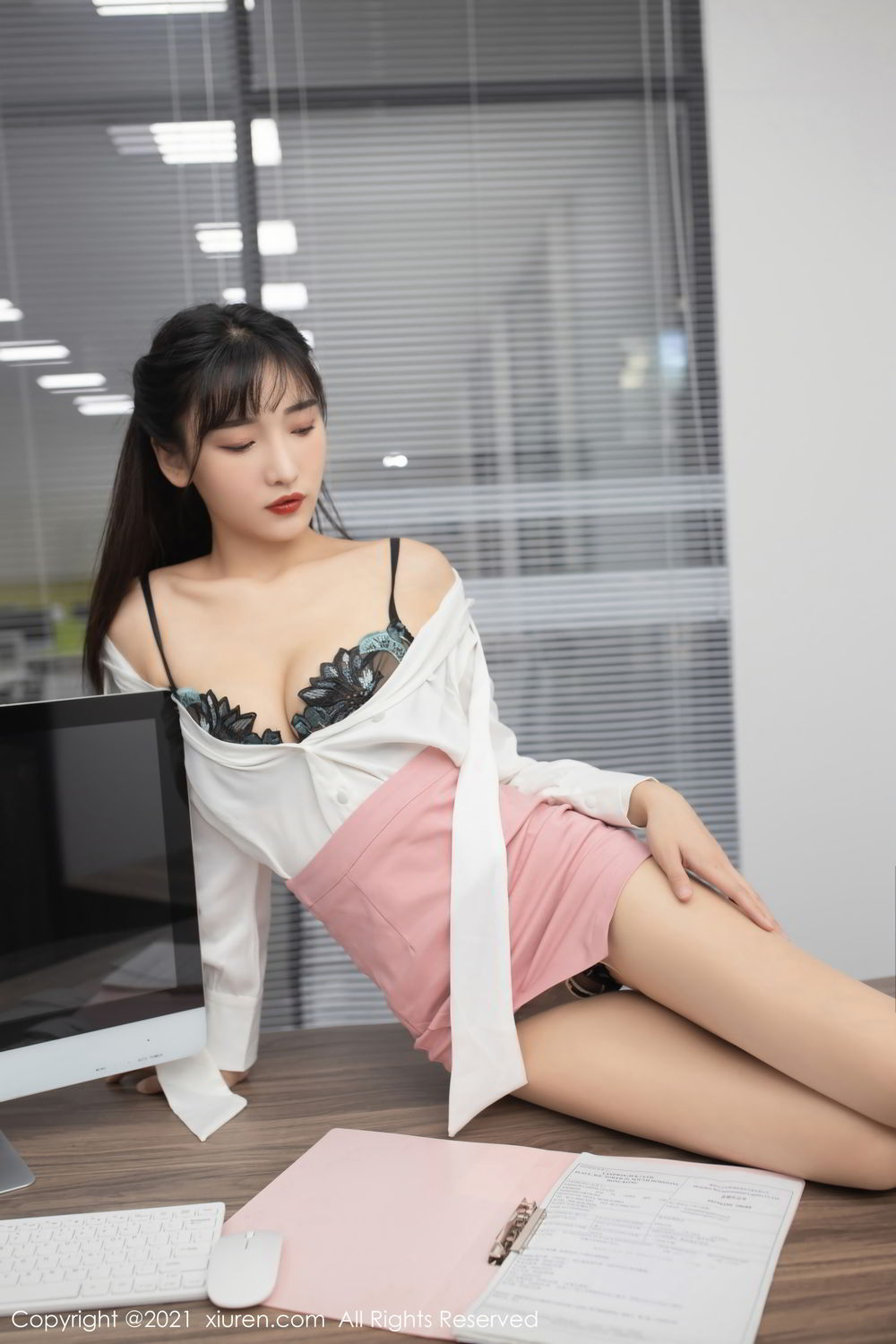 《秀人网 陆萱萱(Lu Xuan Xuan) 内衣写真 No.3030》第5张,模特陆萱萱(Lu Xuan Xuan),秀人网,内衣主题,全套63张