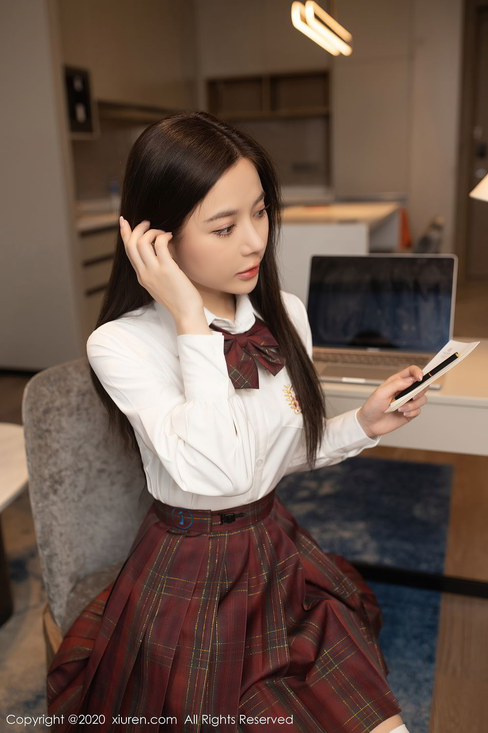 《秀人网 鱼子酱fish(Yu Zi Jiang Fish) 校服写真 No.2904》第2张,模特鱼子酱fish(Yu Zi Jiang Fish),秀人网,校服主题,全套62张