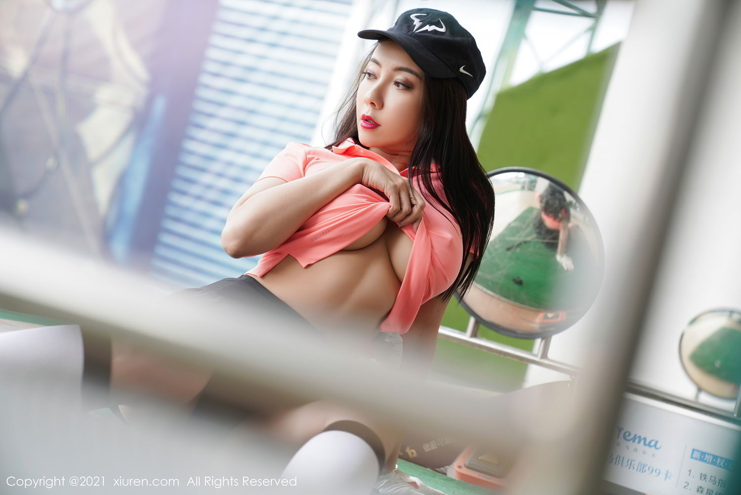 《秀人网 闫雪松(松果儿) 制服写真 No.2966》第2张，模特闫雪松(松果儿)，秀人网，制服主题，全套59张