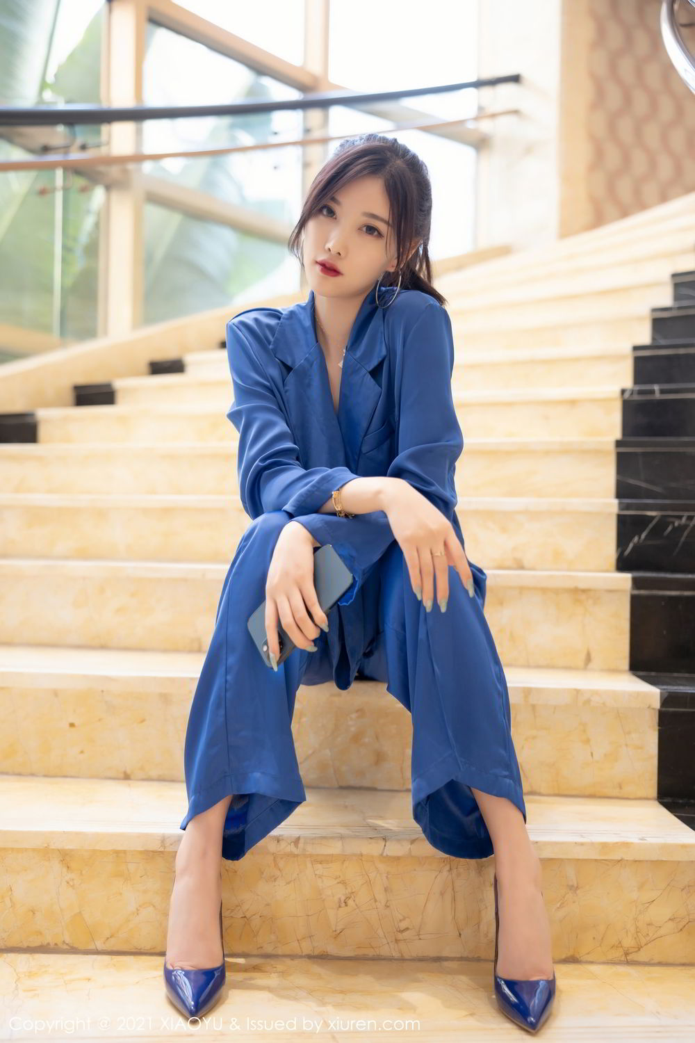 《语画界 杨晨晨 制服写真 VOL.467》第12张,模特杨晨晨,语画界,制服主题,全套98张