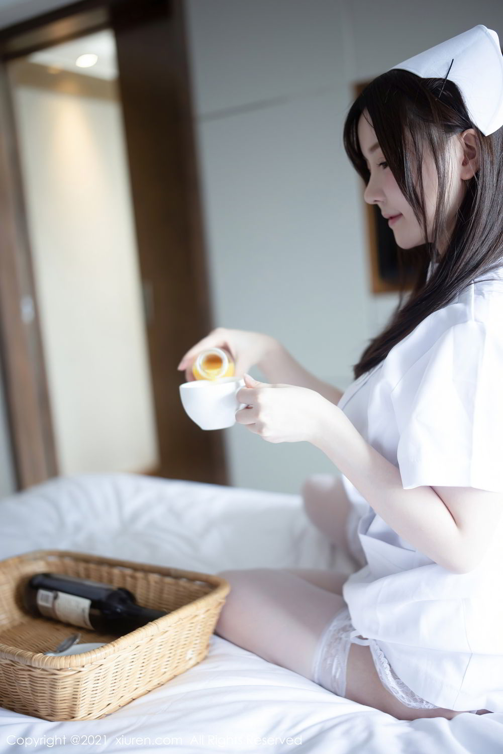 《秀人网 黄米妮 制服写真 No.3114》第21张，模特黄米妮，秀人网，制服主题，全套54张