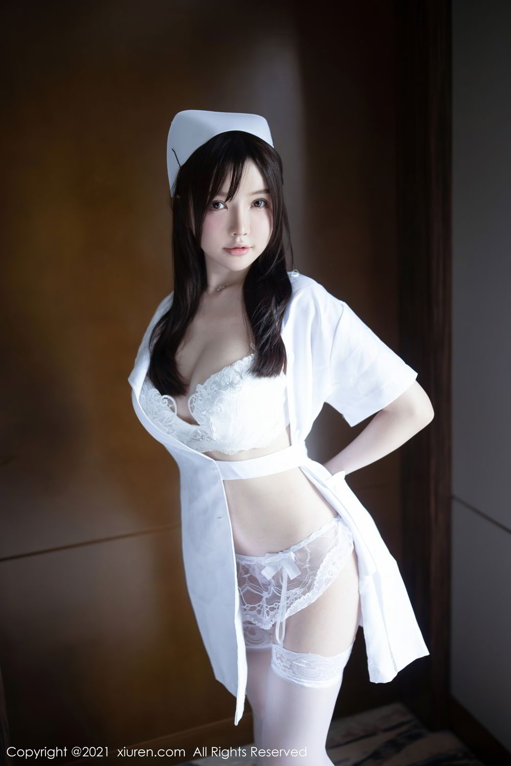 《秀人网 黄米妮 制服写真 No.3114》第32张，模特黄米妮，秀人网，制服主题，全套54张