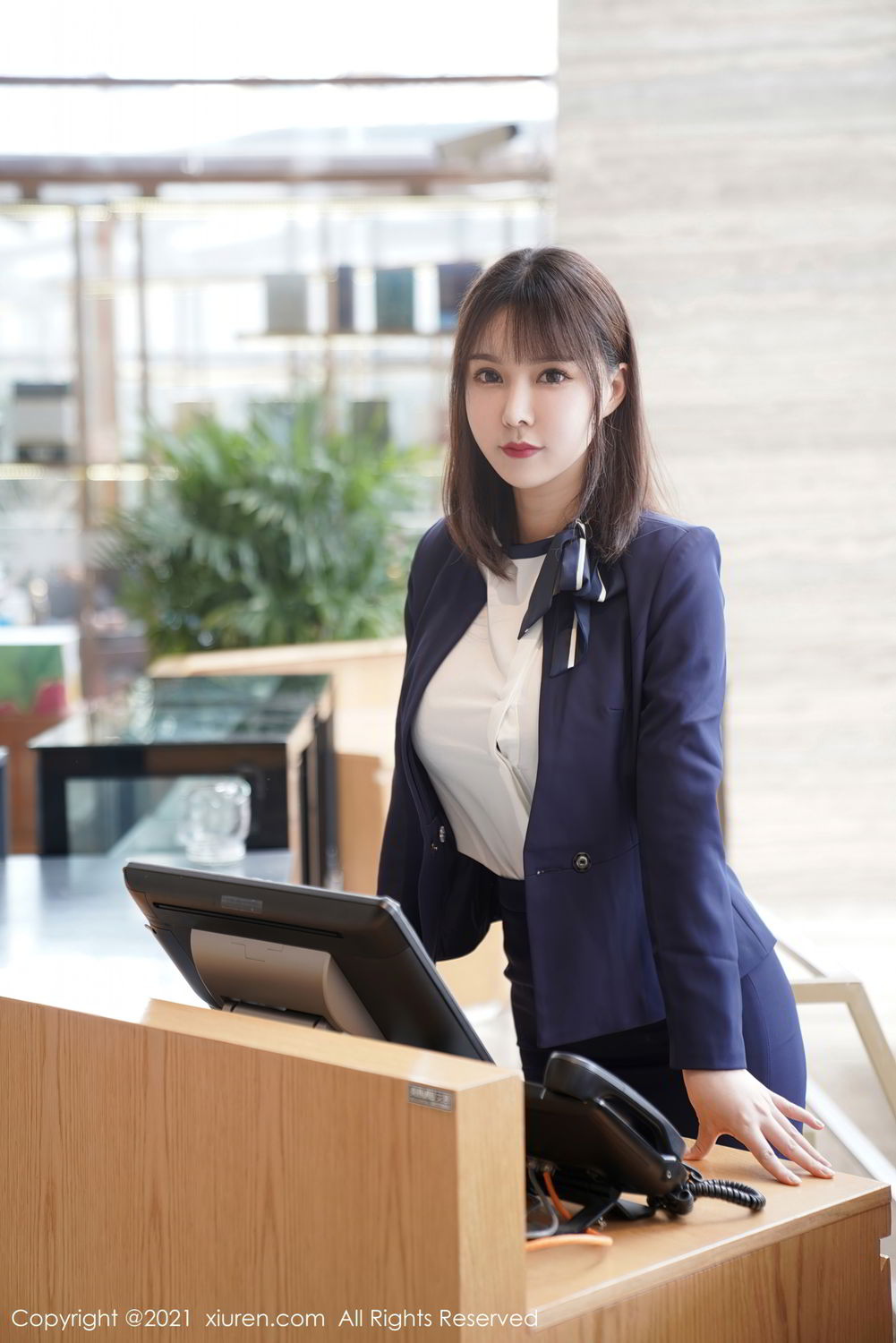 《秀人网 晓鱼酱 制服写真 VOL.3221》第6张,模特晓鱼酱,秀人网,制服主题,全套99张
