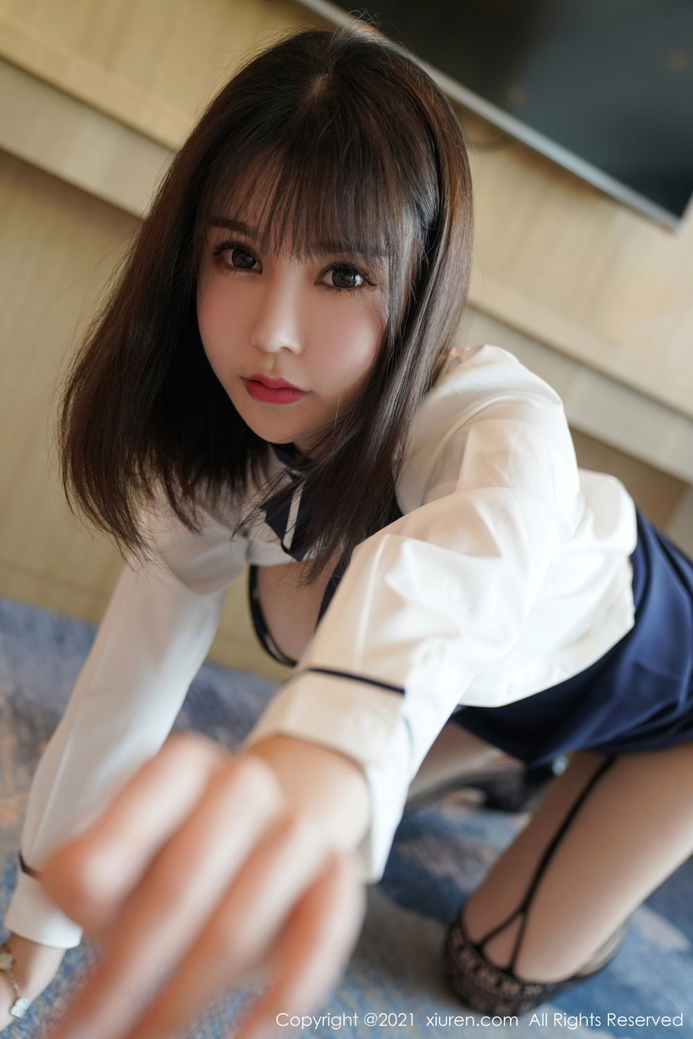 《秀人网 晓鱼酱 制服写真 VOL.3221》第85张,模特晓鱼酱,秀人网,制服主题,全套99张