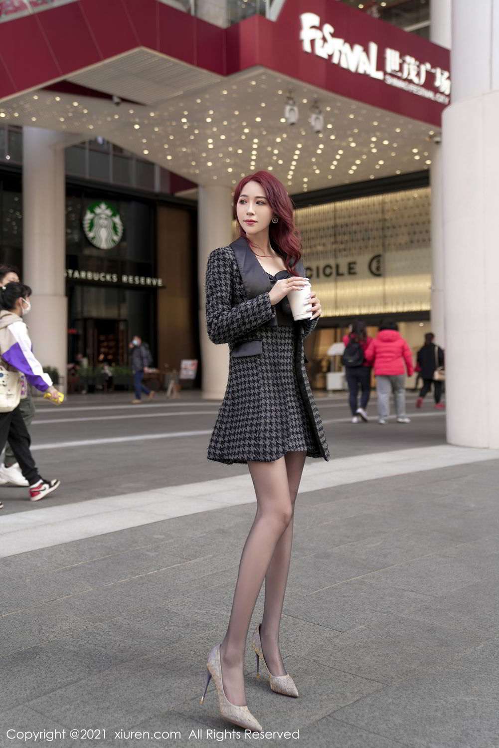 《秀人网 周慕汐(Zhou Mu Xi) 制服写真 VOL.3232》第19张,模特周慕汐(Zhou Mu Xi),秀人网,制服主题,全套88张