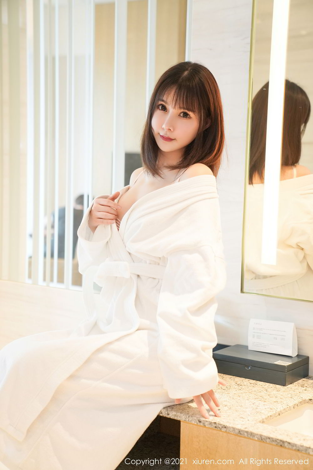 《秀人网 娜露Selena(Selena) 制服写真 VOL.3250》第16张,模特娜露Selena(Selena),秀人网,制服主题,全套65张