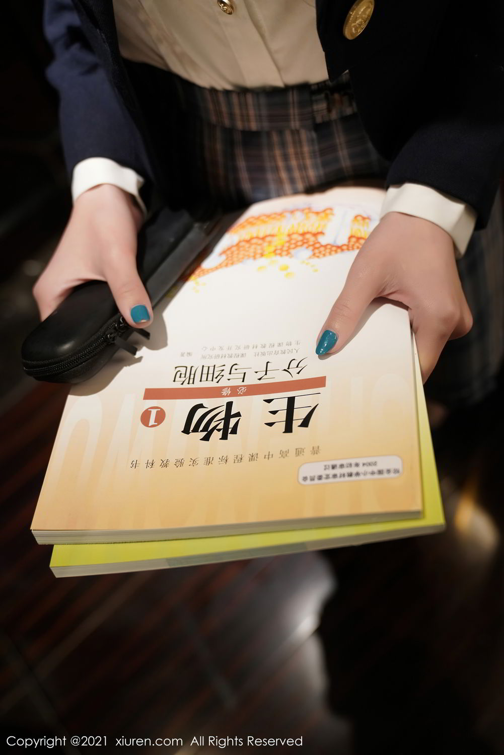 《秀人网 孙允珠 制服写真 VOL.3247》第9张,模特孙允珠,秀人网,制服主题,全套80张