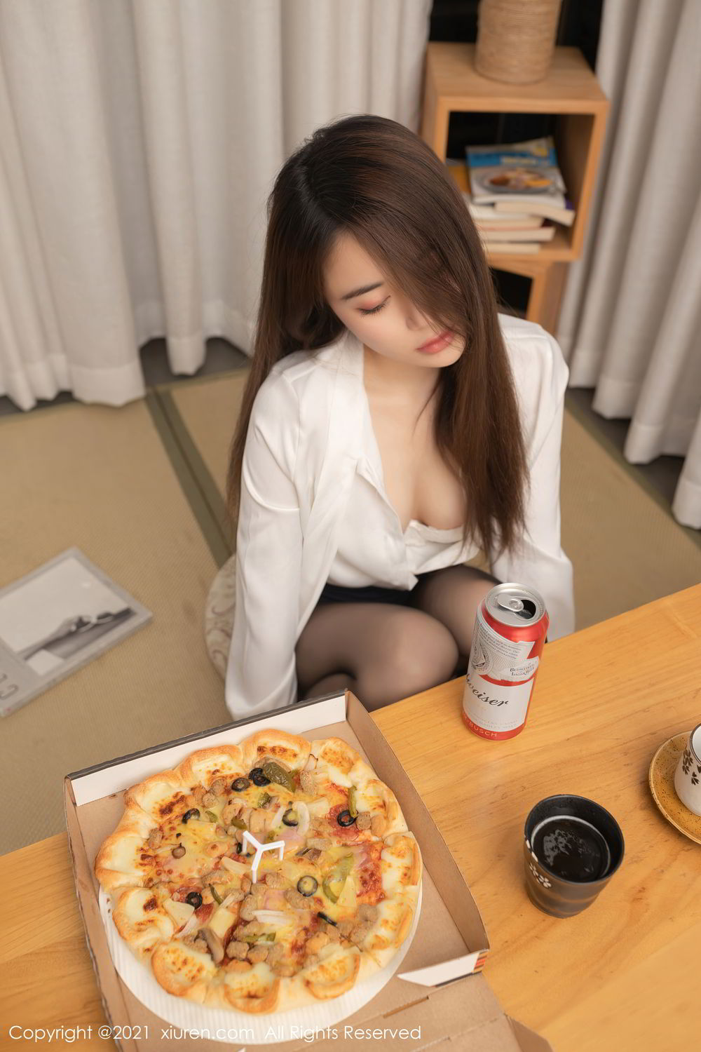 《秀人网 鱼子酱fish(Yu Zi Jiang Fish) 制服写真 VOL.3249》第29张,模特鱼子酱fish(Yu Zi Jiang Fish),秀人网,制服主题,全套81张