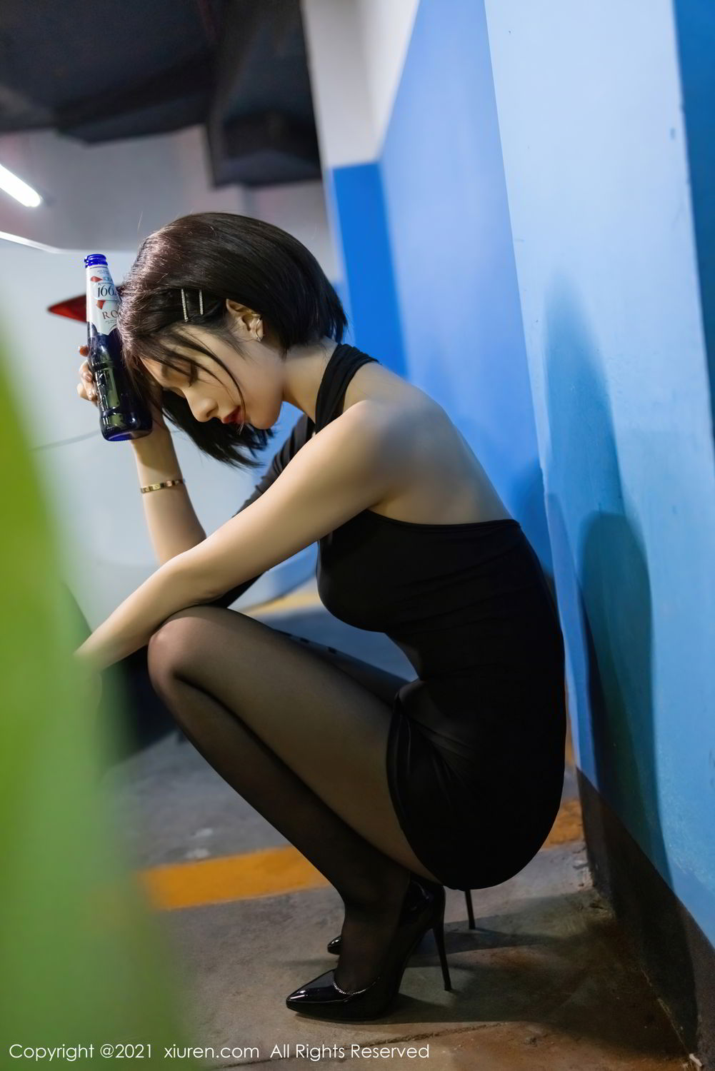 《秀人网 小琪(desertrmb) 制服写真 VOL.3264》第8张,模特小琪(desertrmb),秀人网,制服主题,全套48张