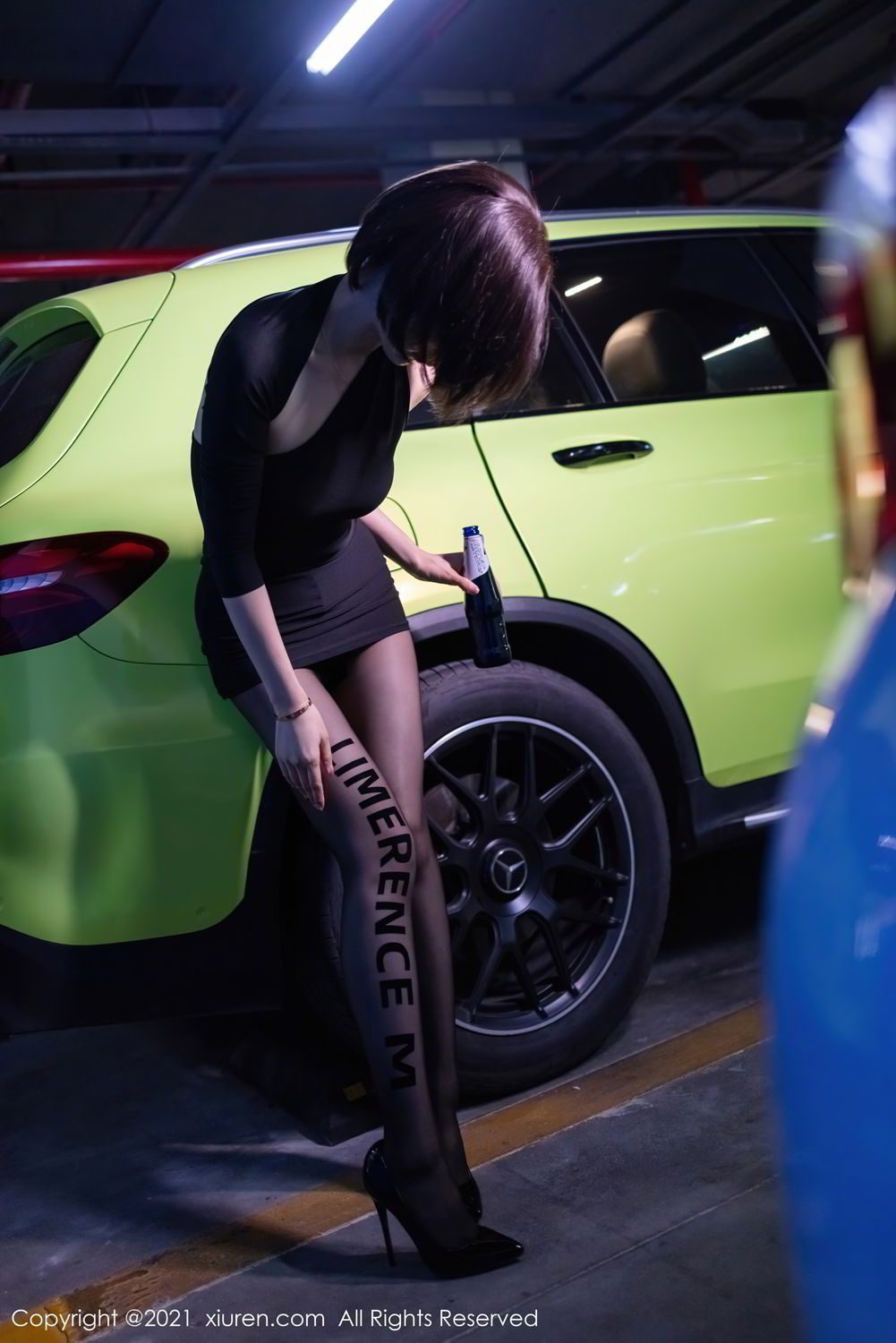 《秀人网 小琪(desertrmb) 制服写真 VOL.3264》第11张,模特小琪(desertrmb),秀人网,制服主题,全套48张