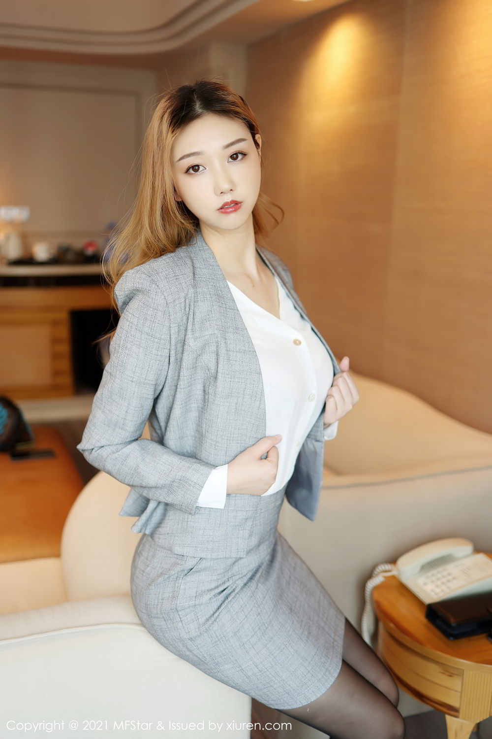 《MFStar 芊澄 制服写真 VOL.475》第19张,模特芊澄,mfstar,制服主题,全套57张