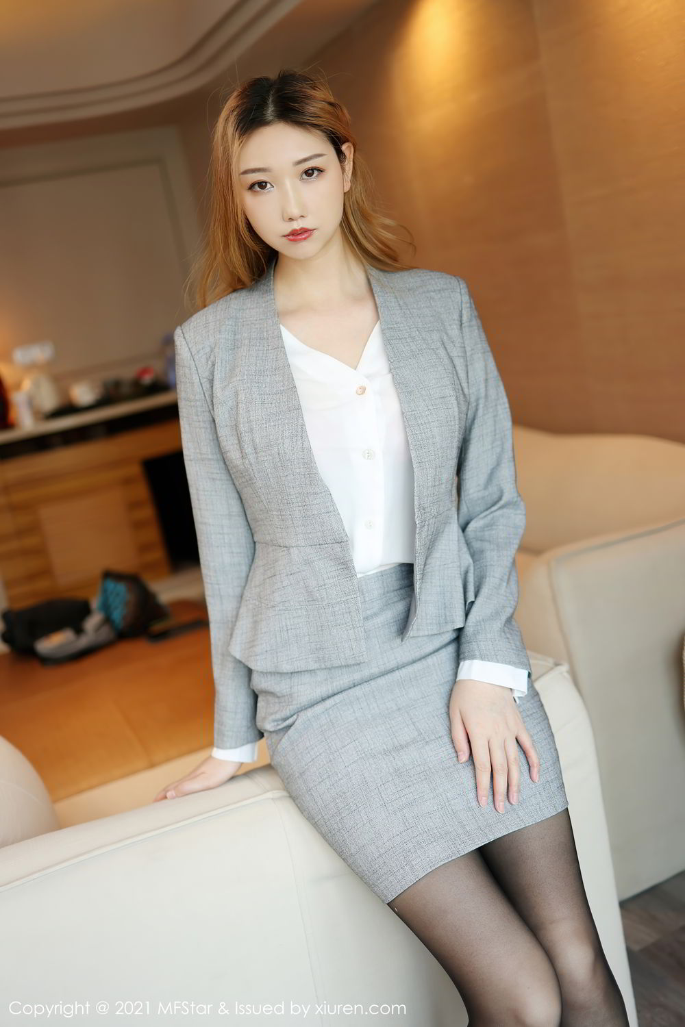 《MFStar 芊澄 制服写真 VOL.475》第20张,模特芊澄,mfstar,制服主题,全套57张