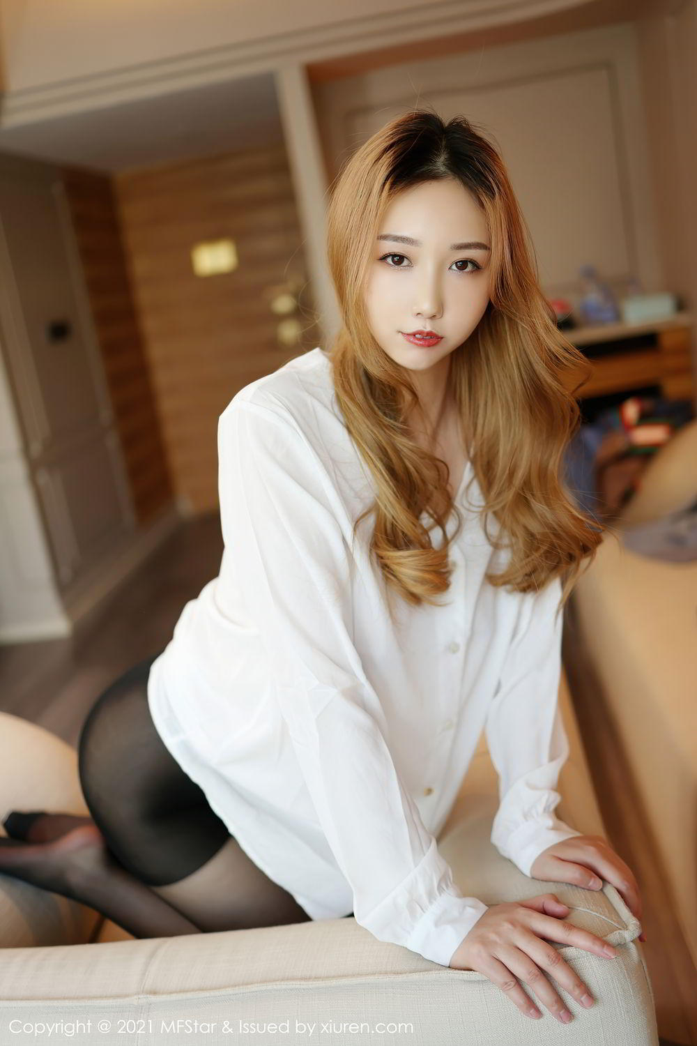 《MFStar 芊澄 制服写真 VOL.475》第43张，模特芊澄，mfstar，制服主题，全套57张