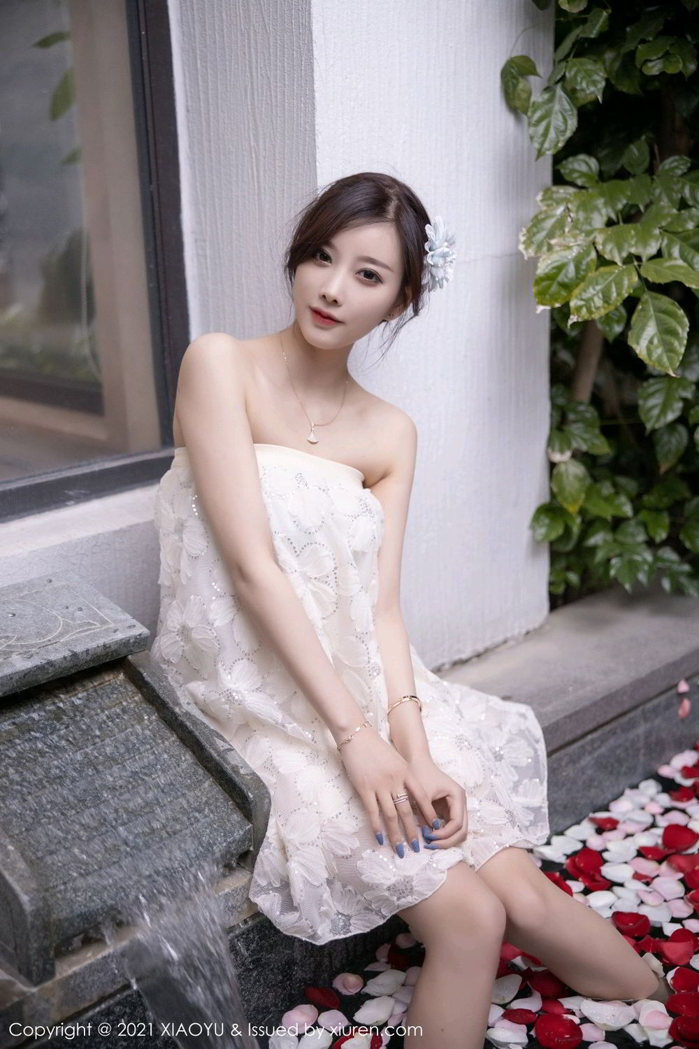 《语画界 杨晨晨 制服写真 VOL.528》第7张,模特杨晨晨,语画界,制服主题,全套53张
