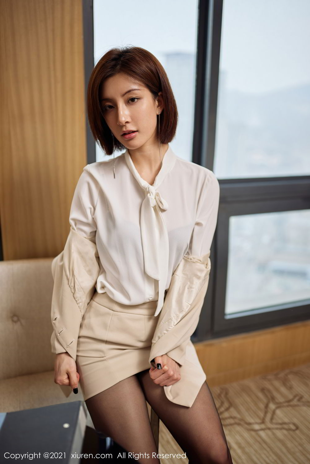 《秀人网 林文文(Lin Wen Wen) 制服写真 VOL.3267》第49张，模特林文文(Lin Wen Wen)，秀人网，制服主题，全套60张