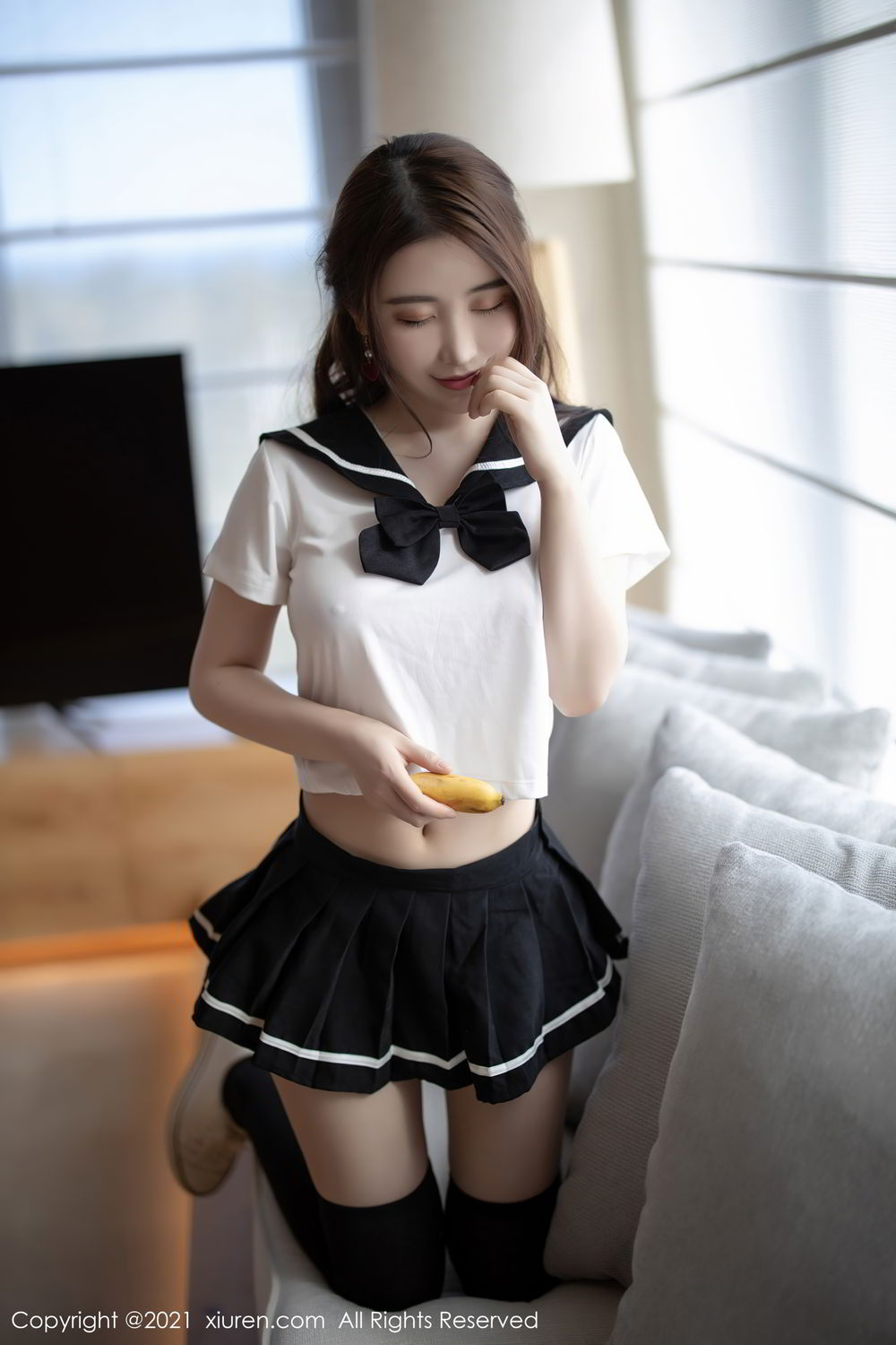 《秀人网 谢芷馨(Sindy) 制服写真 VOL.3268》第30张,模特谢芷馨(Sindy),秀人网,制服主题,全套62张